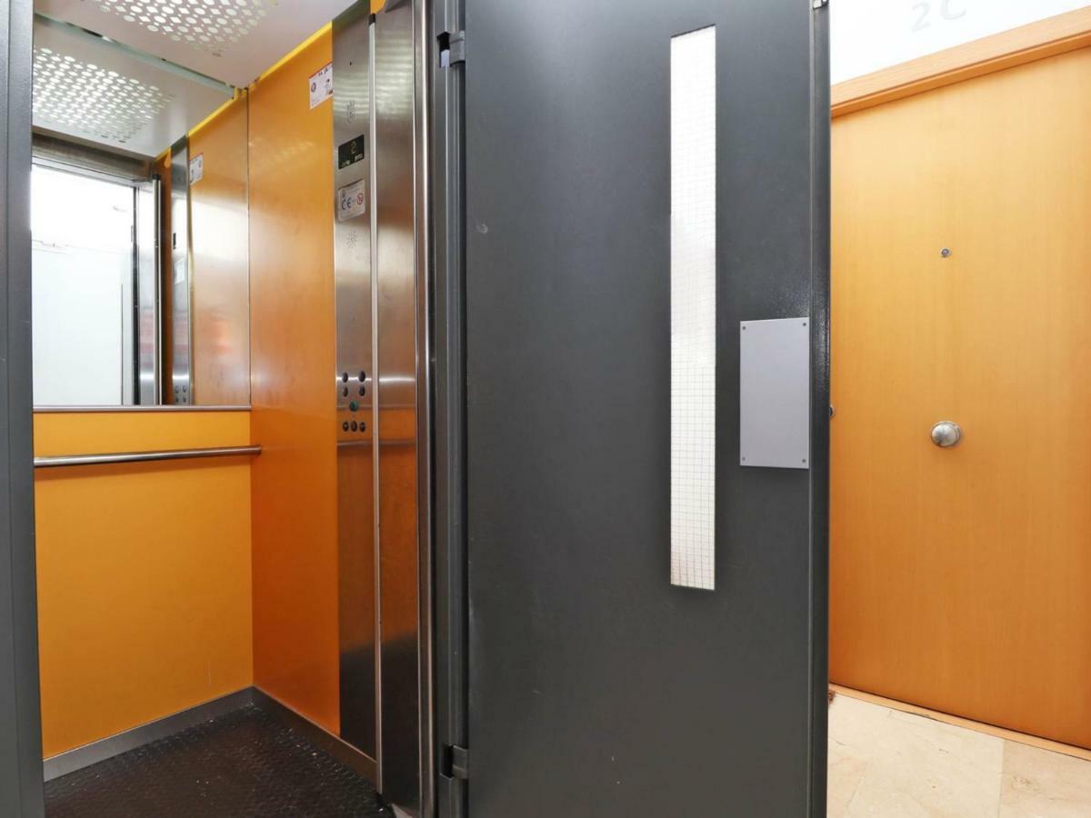 Del Parque Flats Estudio Lagunillas マラガ エクステリア 写真